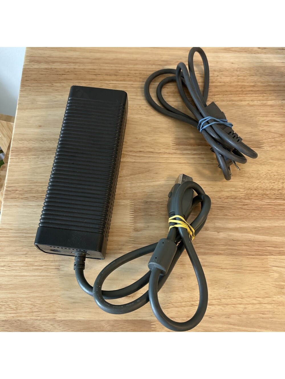 Official MICROSOFT Xbox 360 203w Power Supply Brick AC Adapter DPSN-186EB A  OEM